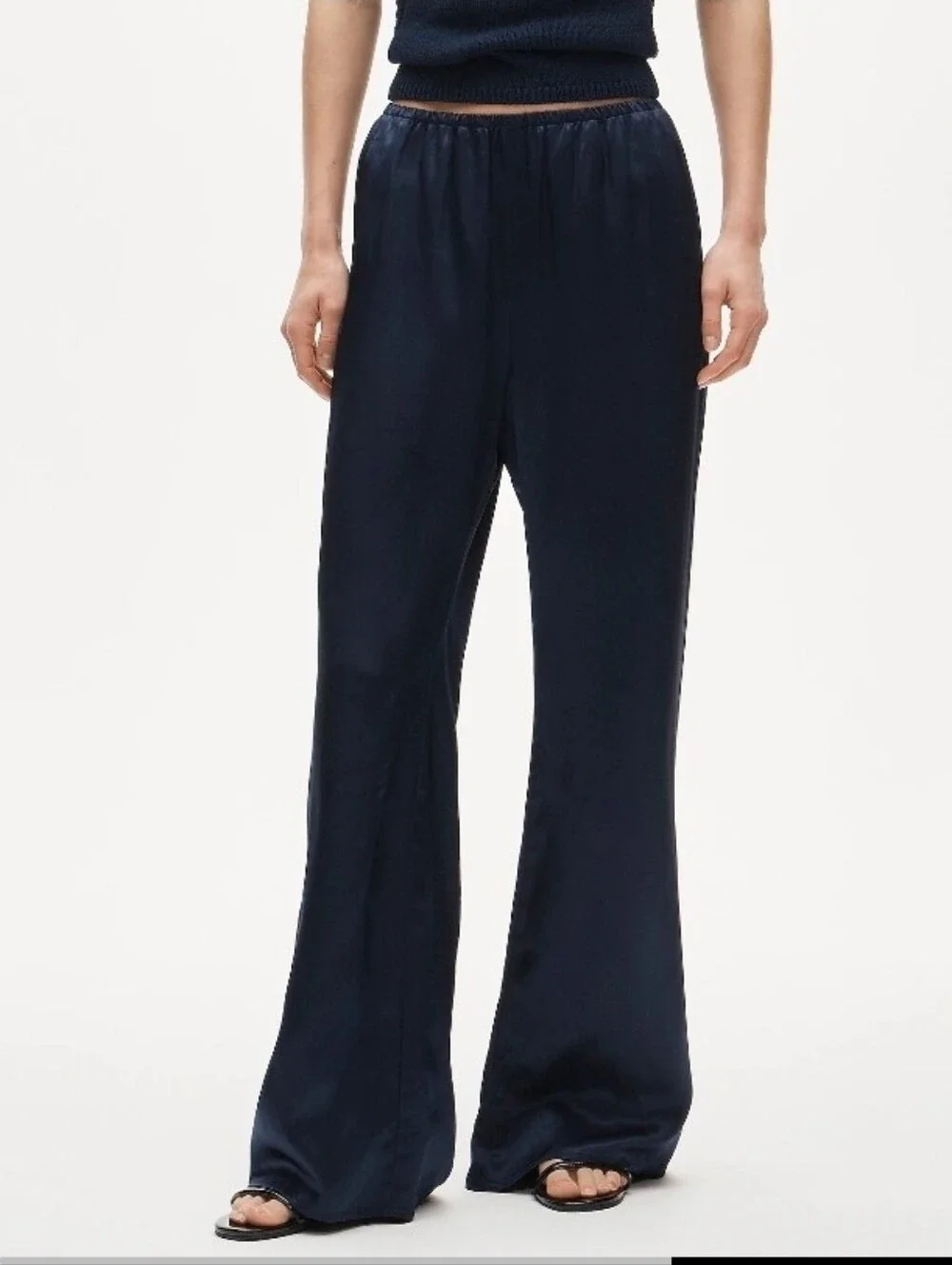 J. Crew Cosmo Pant in luster Charmeuse, Medium Tall $158 Relaxed fit Black